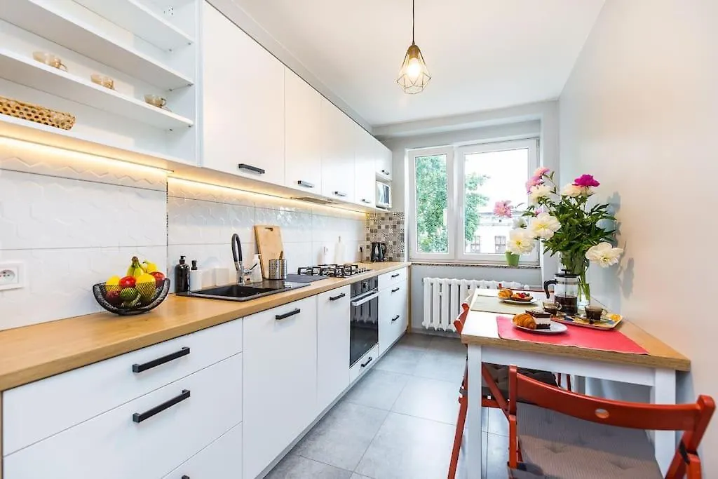 Serene Apartment In The City Center - By Upstairs Krakow Poland