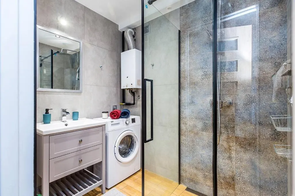 Serene Apartment In The City Center - By Upstairs Krakow