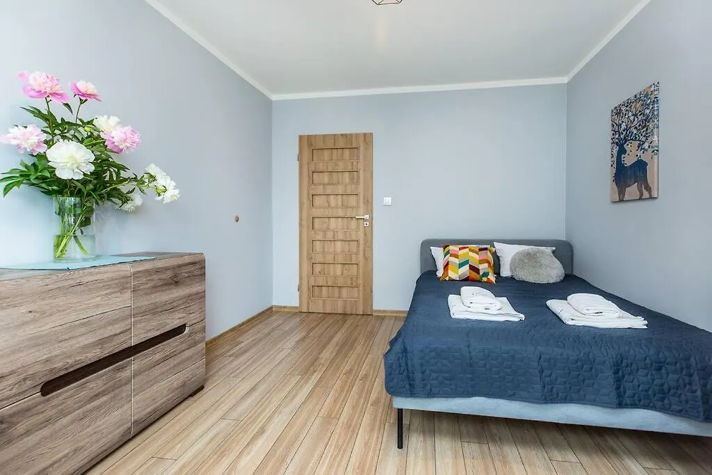 Serene Apartment In The City Center - By Upstairs Krakow Poland