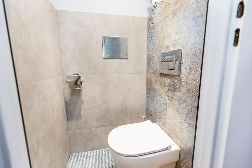 Serene Apartment In The City Center - By Upstairs Krakow